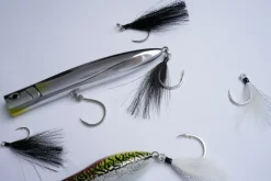 BKK Lone Diablo BT White Bucktail Zeevis Haak (2 Stuks)