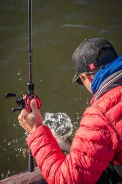 Fox Rage Warrior Zander Cast Baitcaster 2.1m (10-40g)