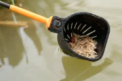 Guru Rapid Release Pole Cups